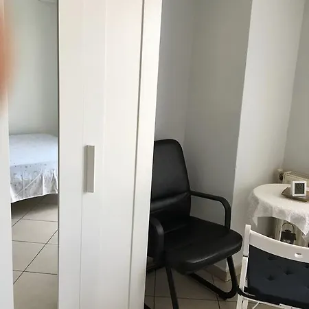 Apartment Office-studio Theoxaris *