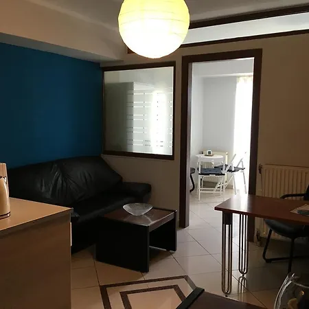 Office-studio Theoxaris