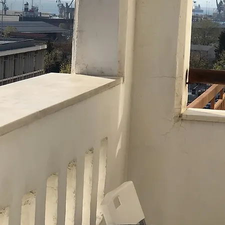 شقة Office-studio Theoxaris *