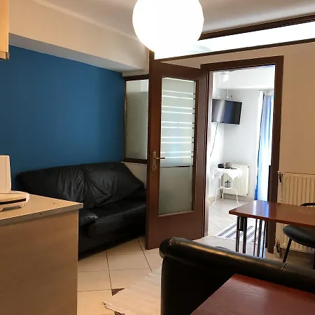 Office-studio Theoxaris *