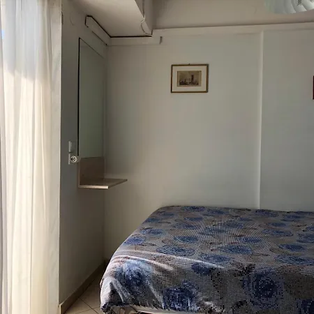 Office-studio Theoxaris Apartment *