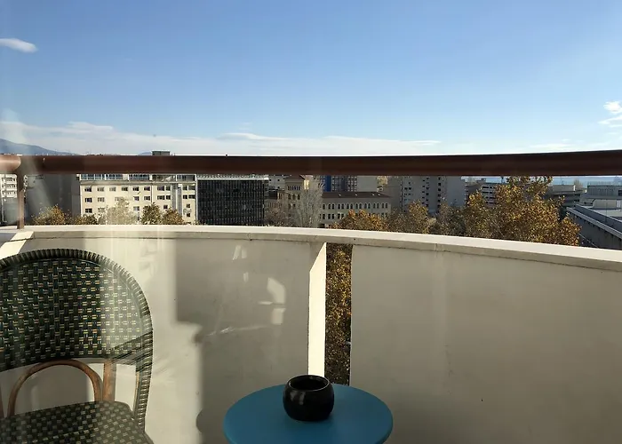 Office-studio Theoxaris