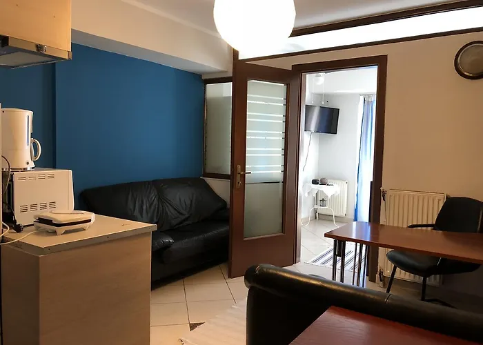 Office-studio Theoxaris *