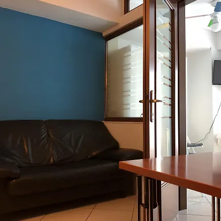 Office-studio Theoxaris テッサロニキ