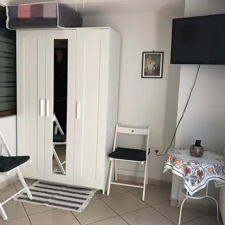 Apartment Office-studio Theoxaris *