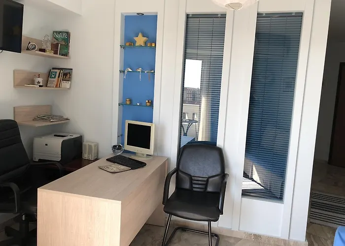 Daire Office-studio Theoxaris *