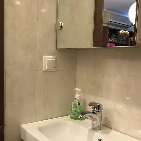 Daire Office-studio Theoxaris